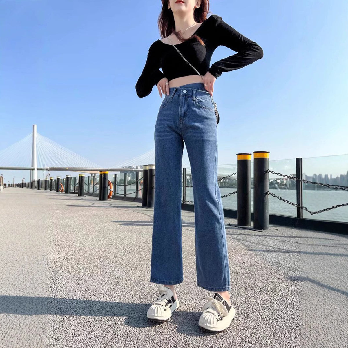Women Straight Fit Light Fade Jeans