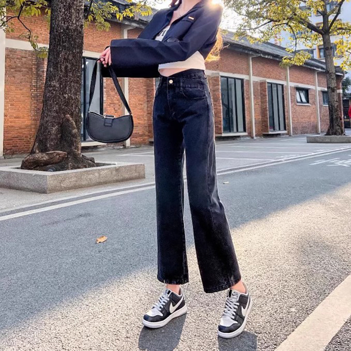 Women Straight Fit Dark Fade Jeans
