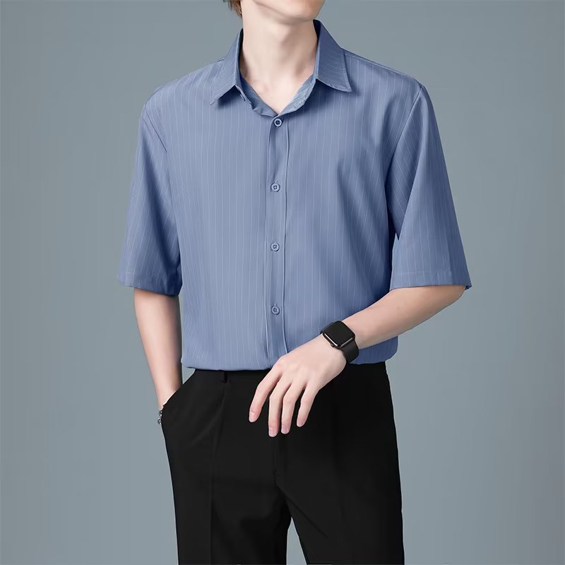 Men Vertical Striped Spread Collar Casual Shirt