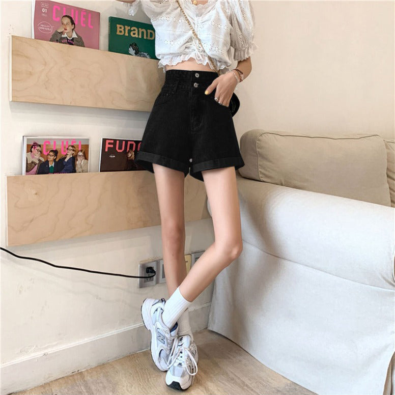 Women Solid  Mid-Rise Shorts