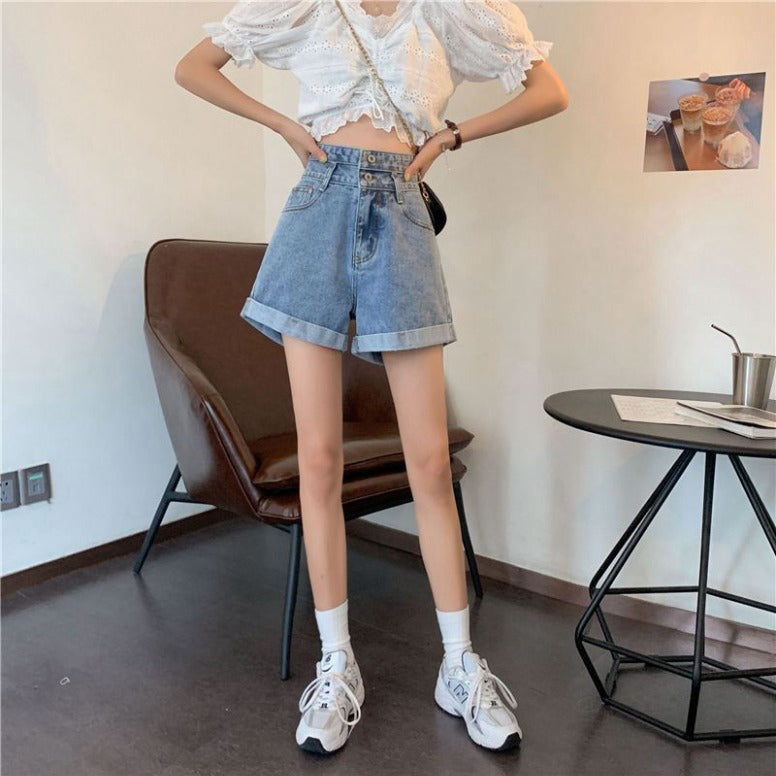 Women Mid-Rise Shorts