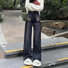 Women Relaxed Fit Mildly Distressed Light Fade Jeans