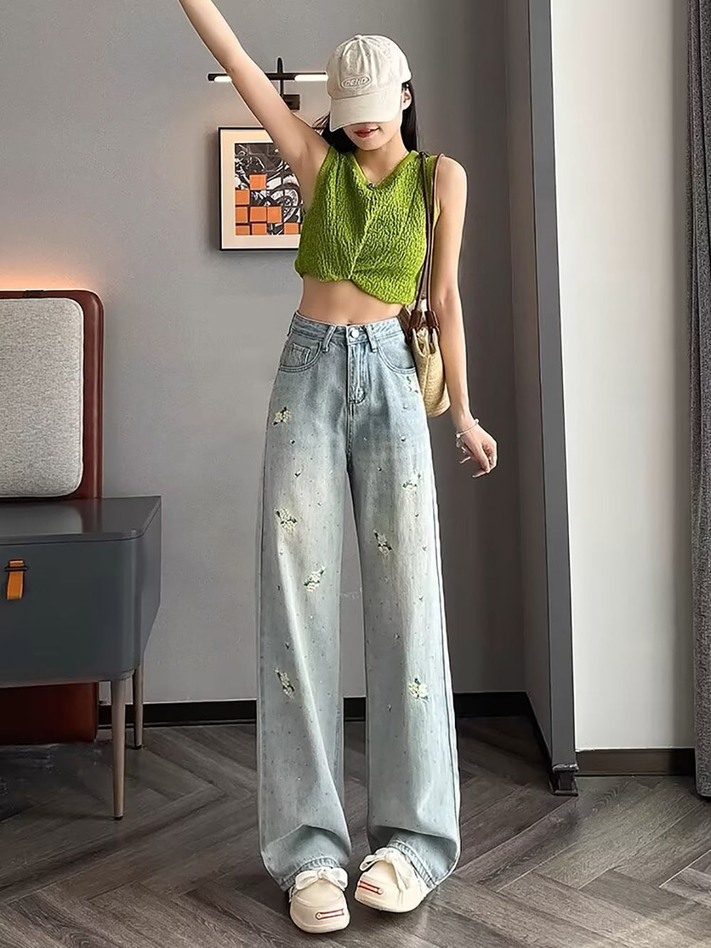 Mid-Rise Relaxed Fit Jeans
