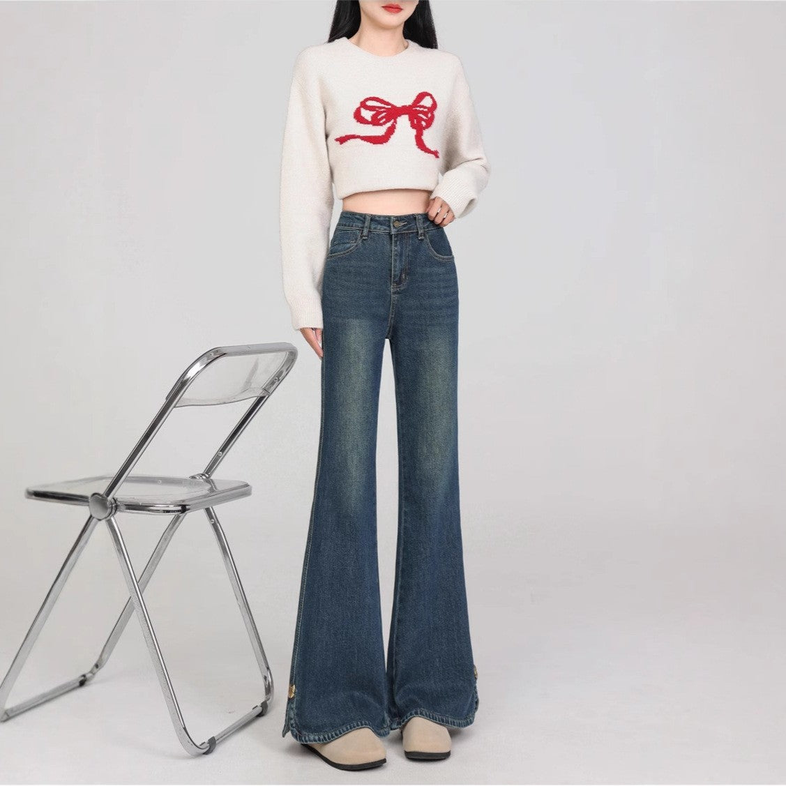 Women Bootcut Mid-Rise Light Fade Stretchable Jeans