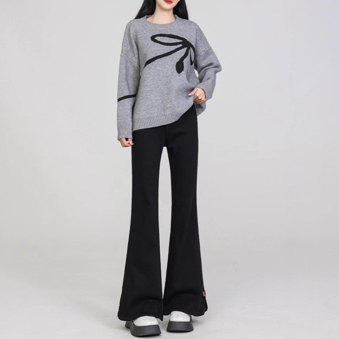 Women Bootcut Mid-Rise Light Fade Stretchable Jeans
