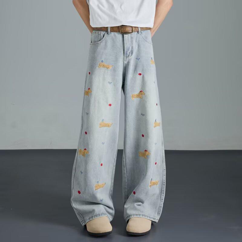 Women Regular Fit Mid-Rise Light Fade Embroidered Jeans