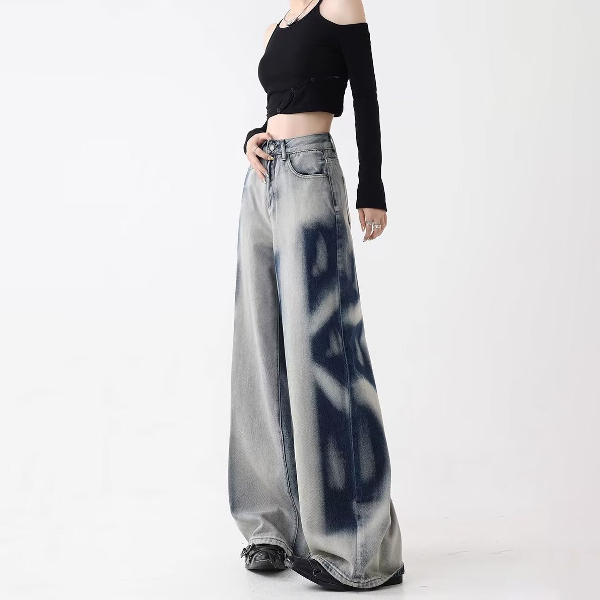 Women Regular Fit Mid-Rise Light Fade Jeans