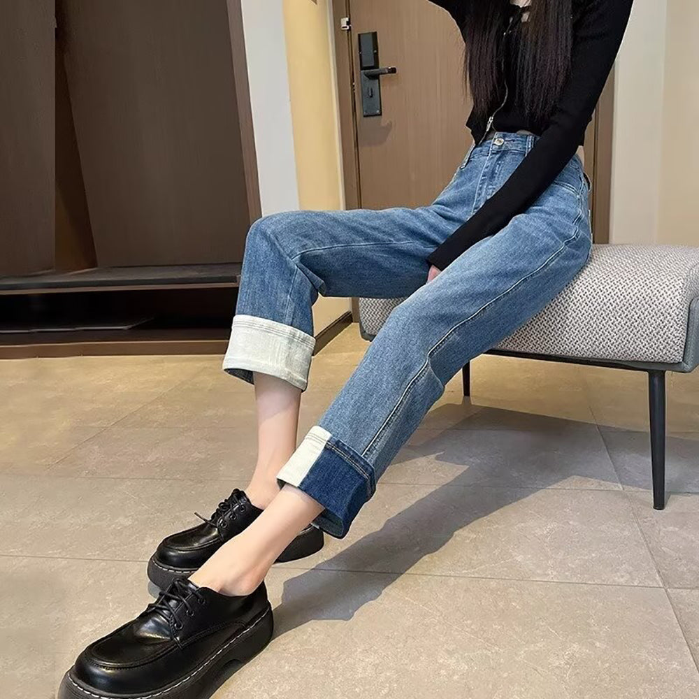 Women Light Fade Mid-Rise Jeans