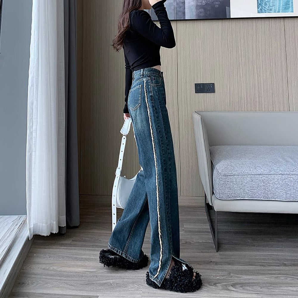 Women Light Fade Mid-Rise Jeans