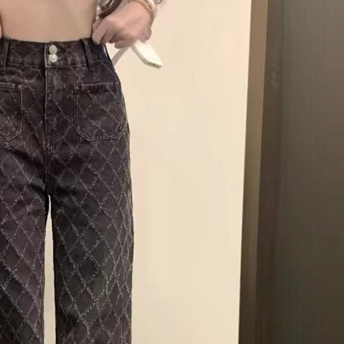 Women Light Fade Regular Fit Mid-Rise Jeans