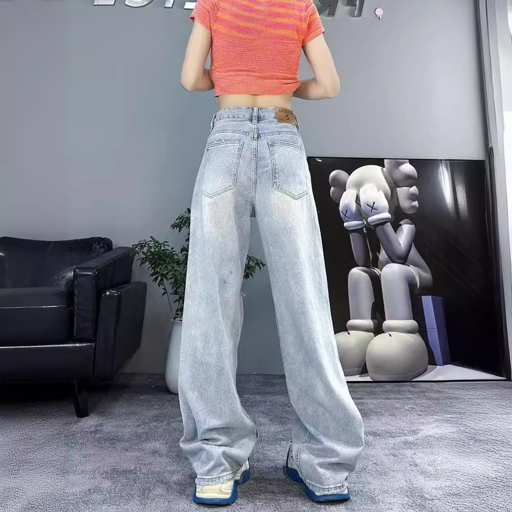 Women Relaxed Fit Highly Distressed Heavy Fade Jeans