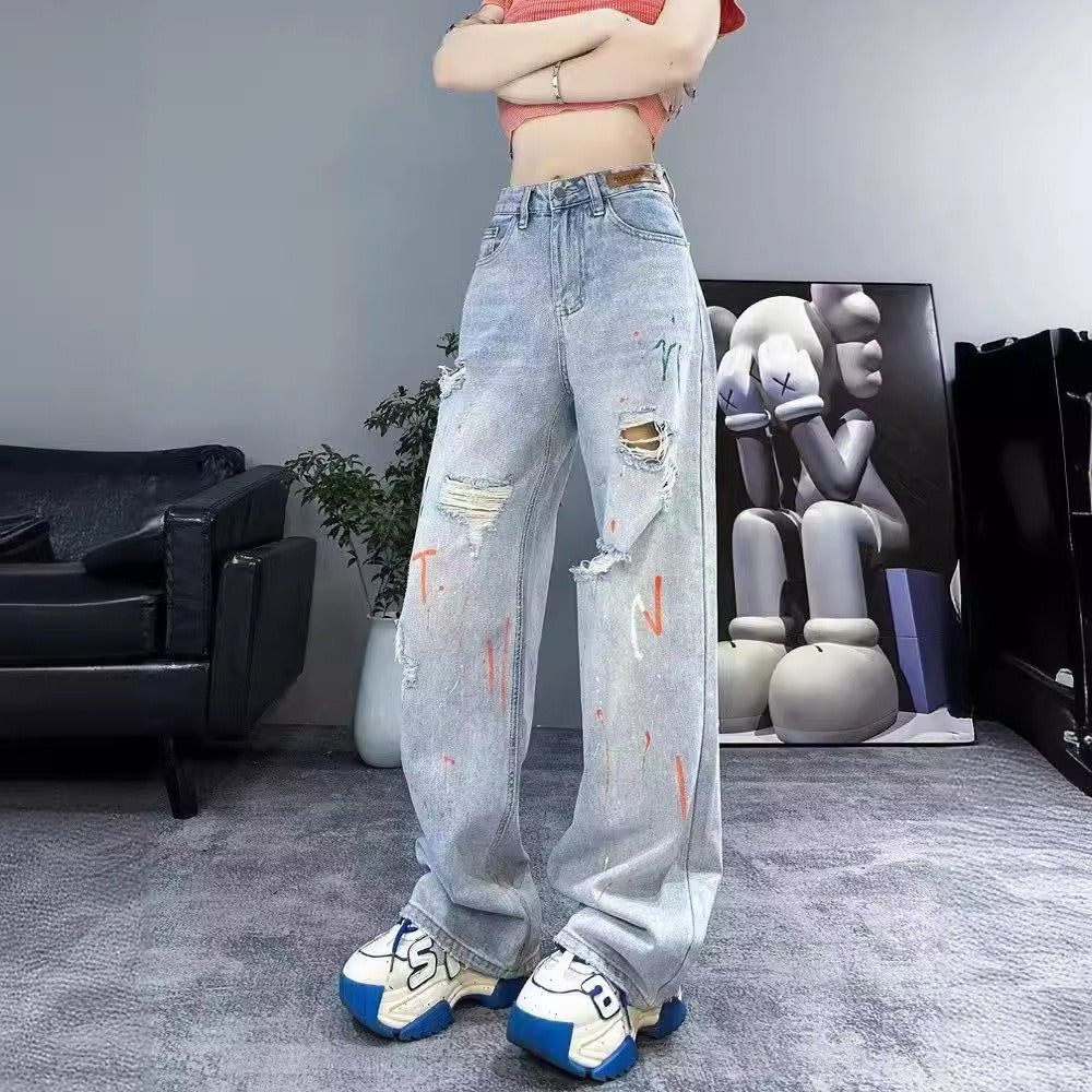 Women Relaxed Fit Highly Distressed Heavy Fade Jeans