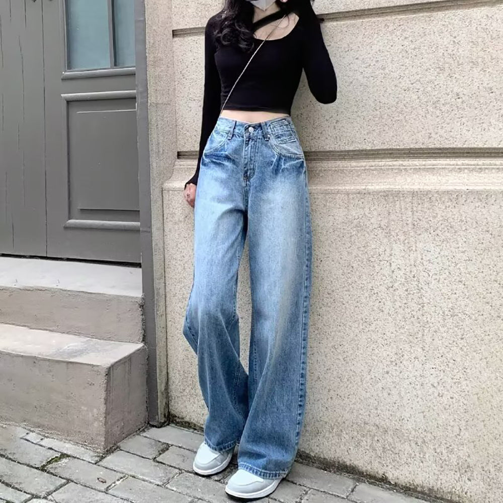 Women Straight Fit Light Fade Mid-Rise Jeans