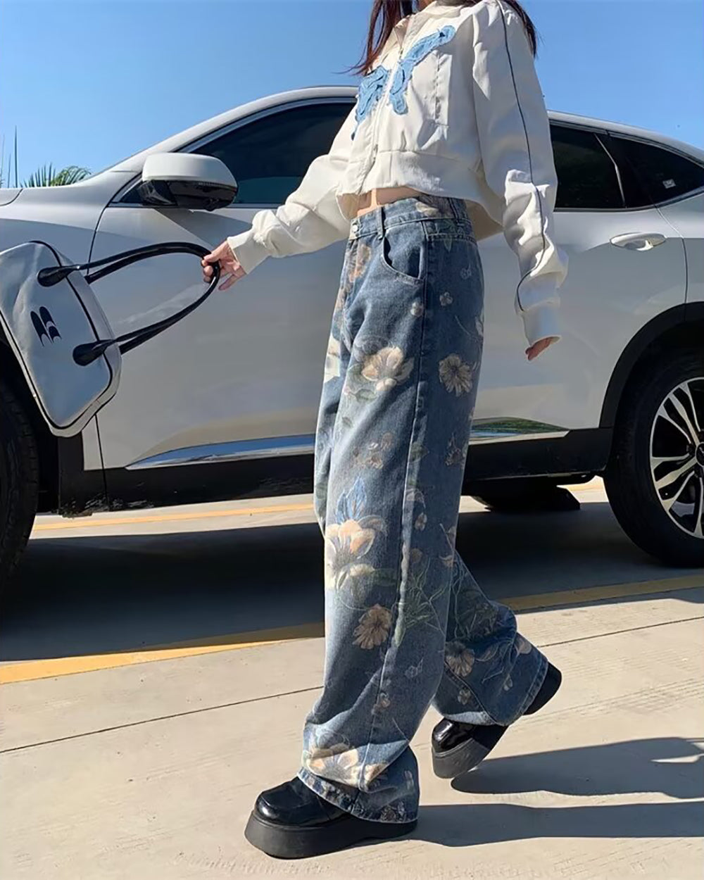 Mid-Rise Relaxed Fit Jeans