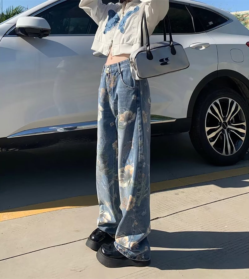 Mid-Rise Relaxed Fit Jeans