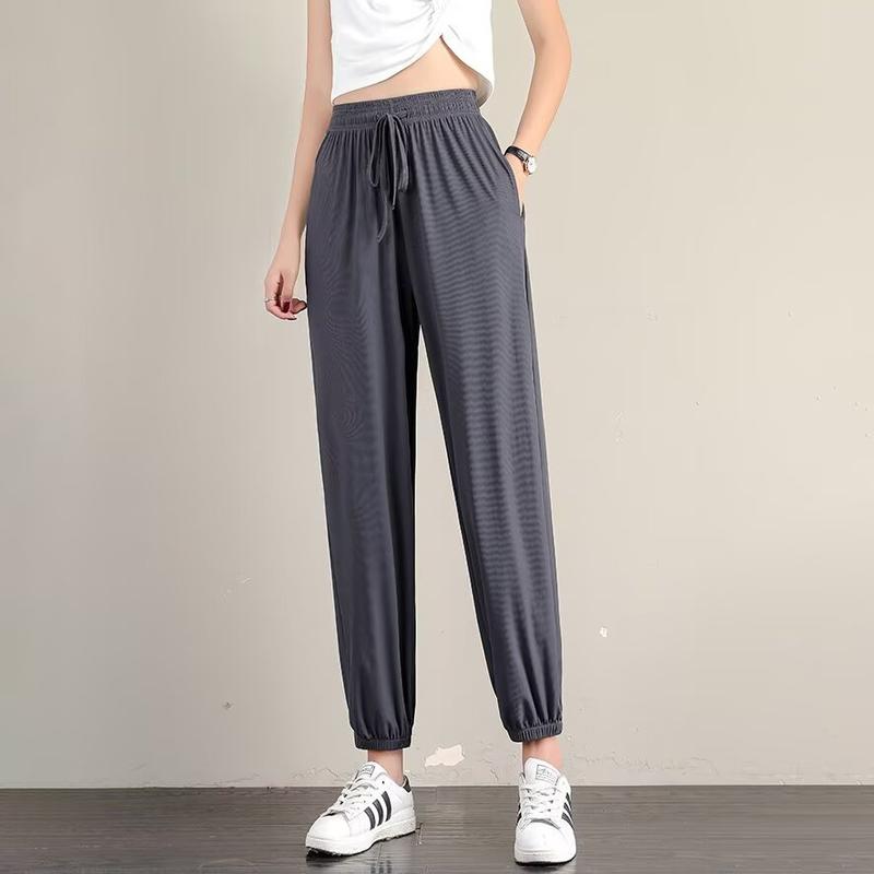 Women Solid Easy Wash Regular Fit Trousers