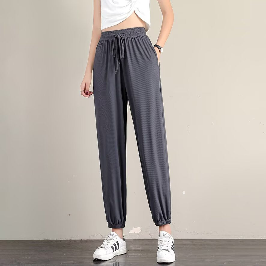 Women Solid Easy Wash Regular Fit Trousers