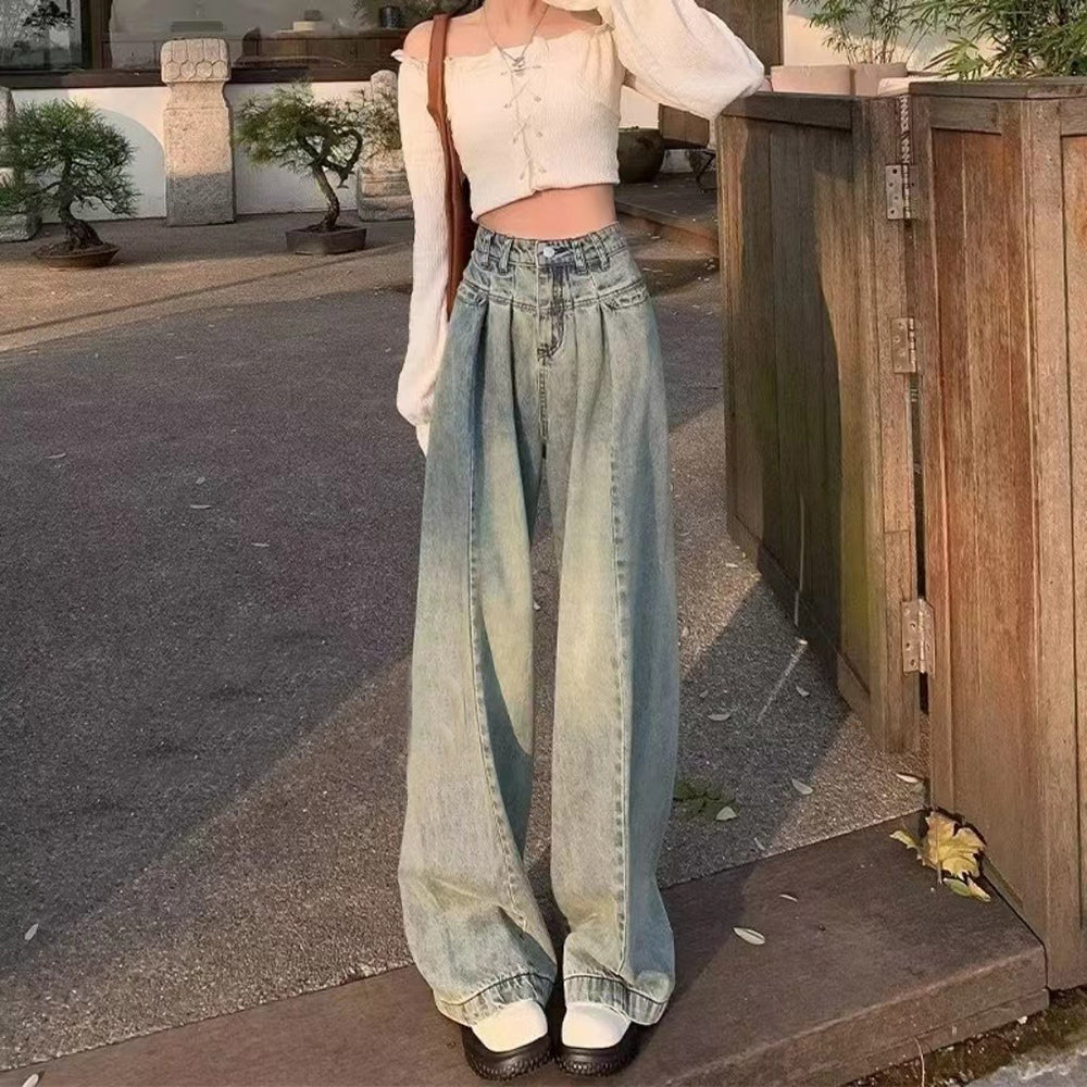 Women High-Rise Pleated Baggy Light Fade Jeans
