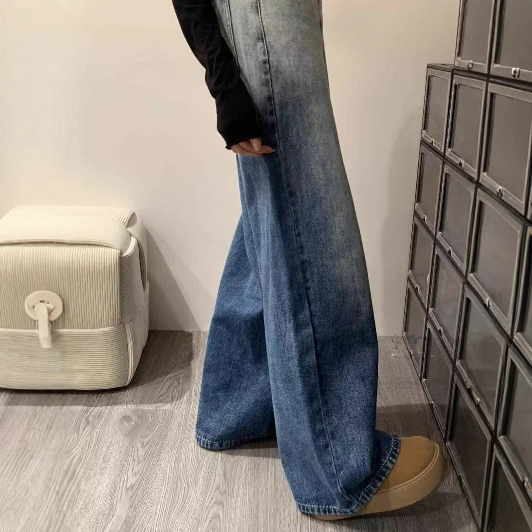 Women Straight Fit Mid-Rise Light Fade Jeans