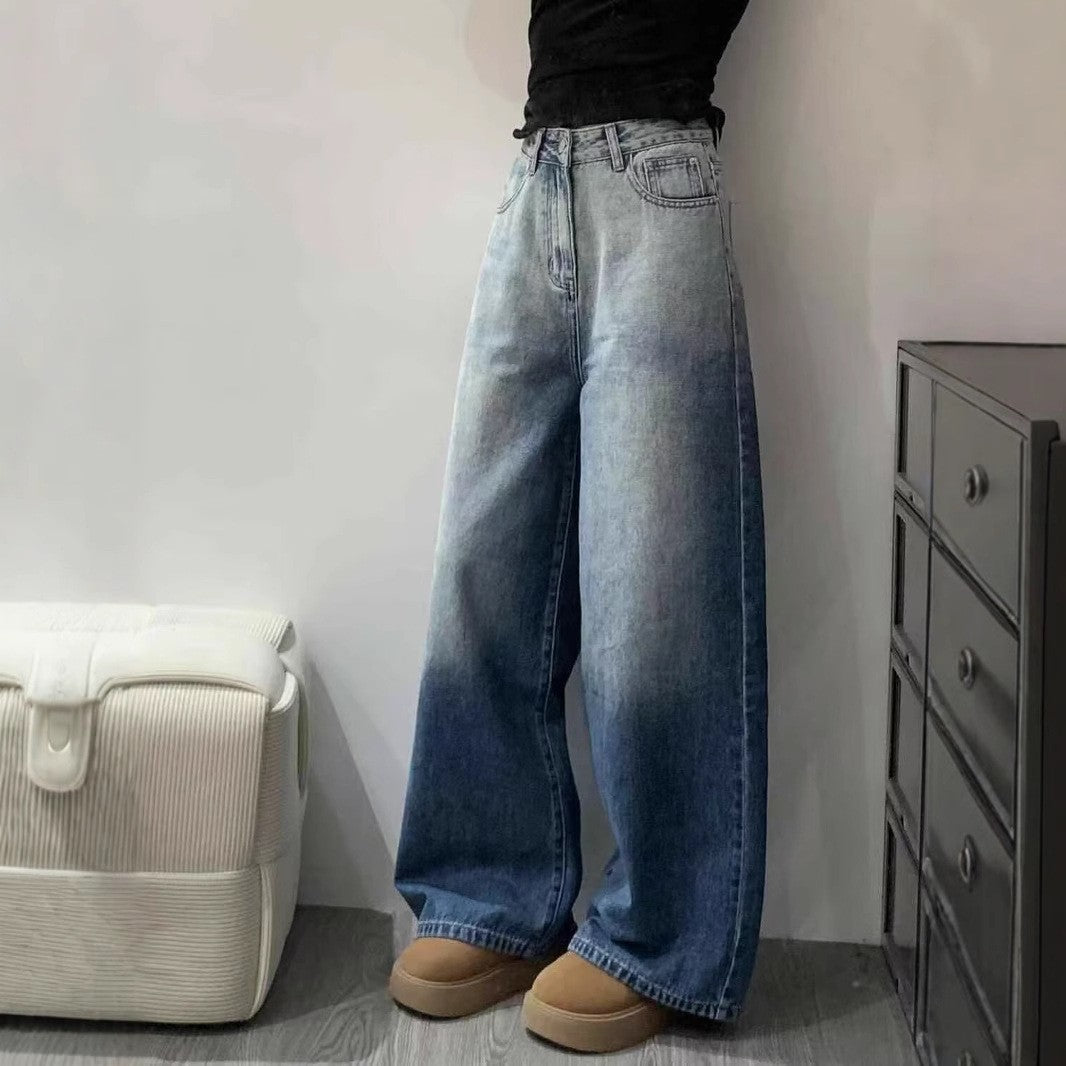 Women Straight Fit Mid-Rise Light Fade Jeans