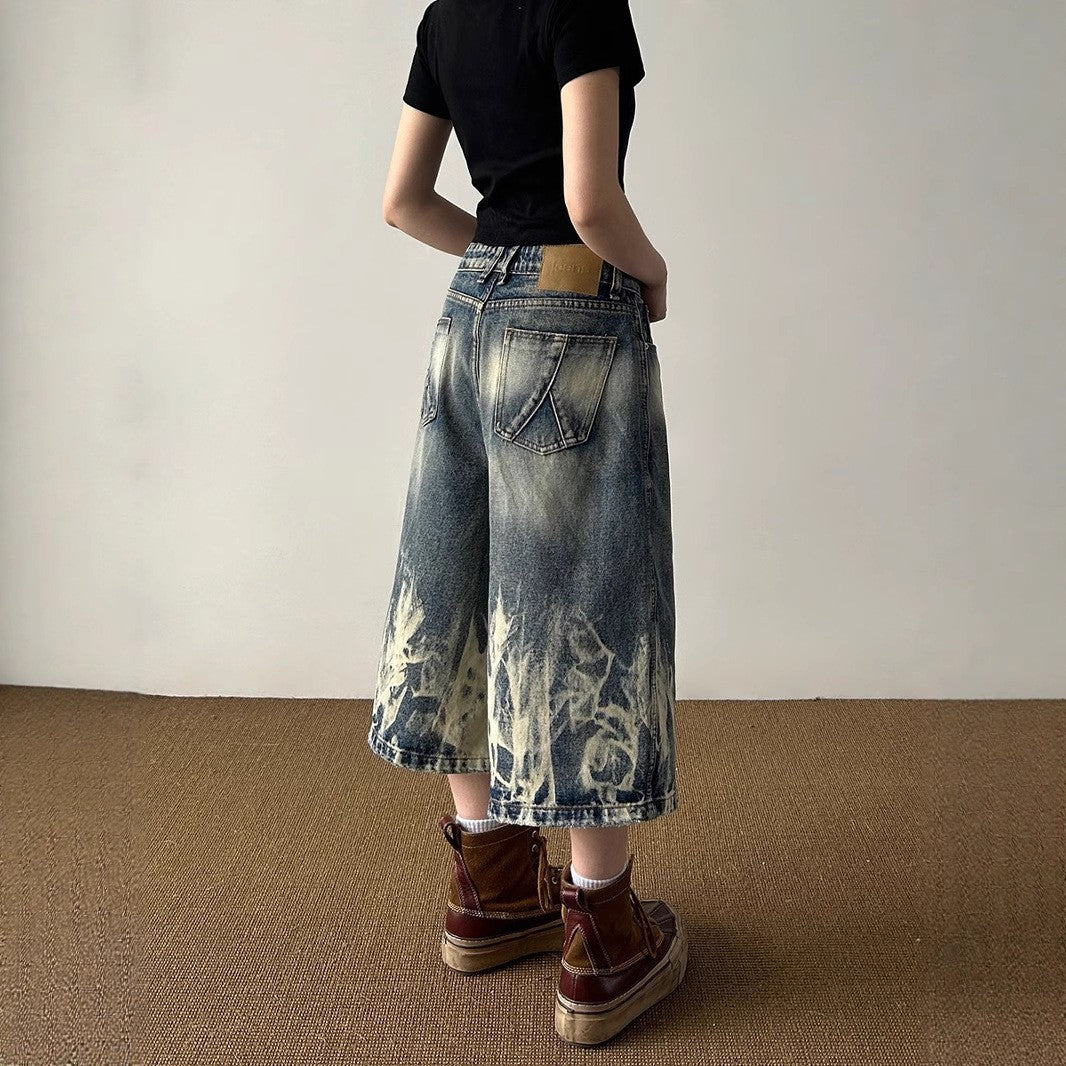 Women Loose Fit Low-Rise Shorts