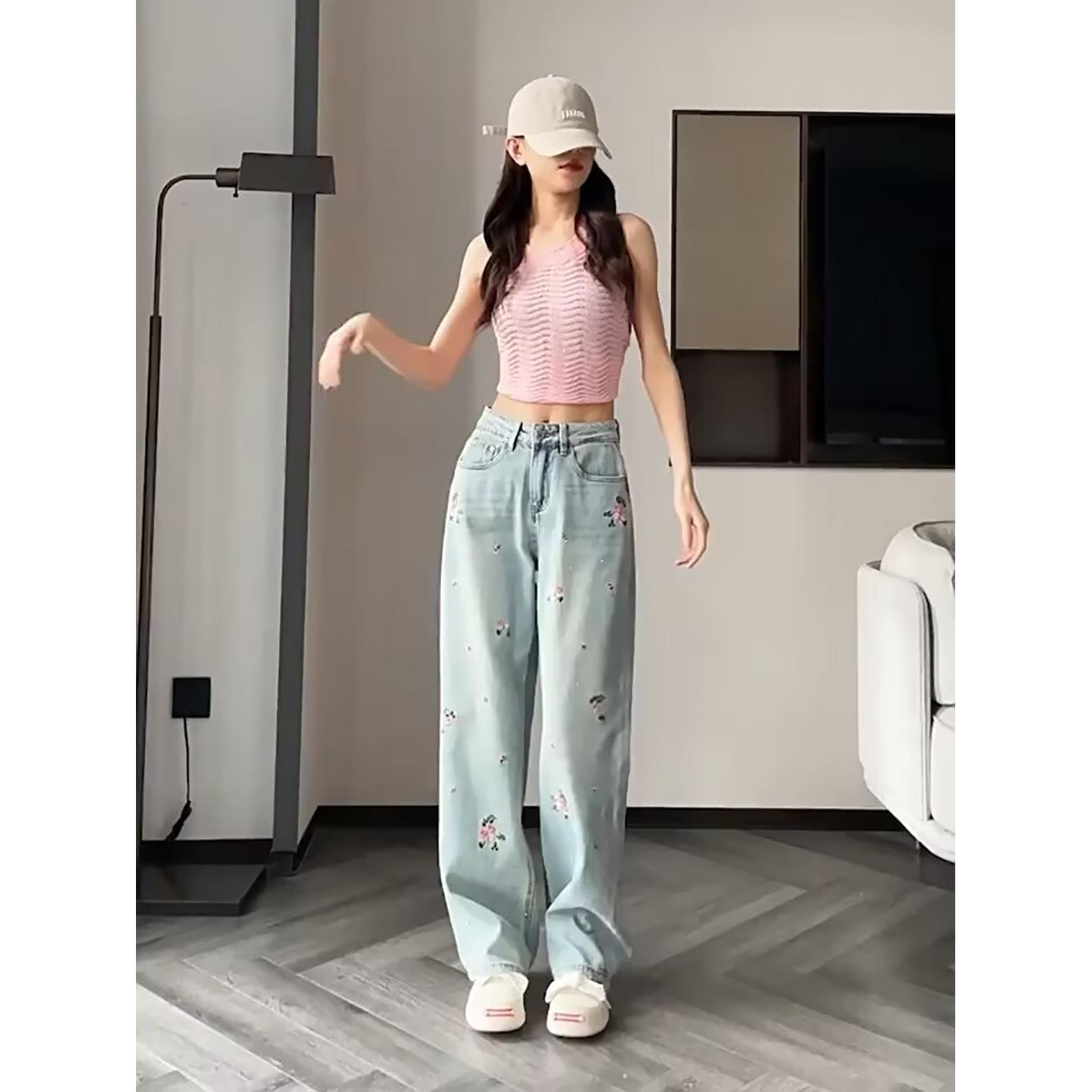 Mid-Rise Relaxed Fit Jeans