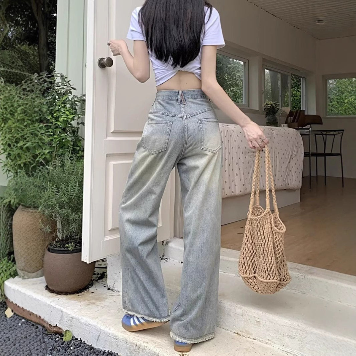 Women Relaxed Fit Light Fade Jeans