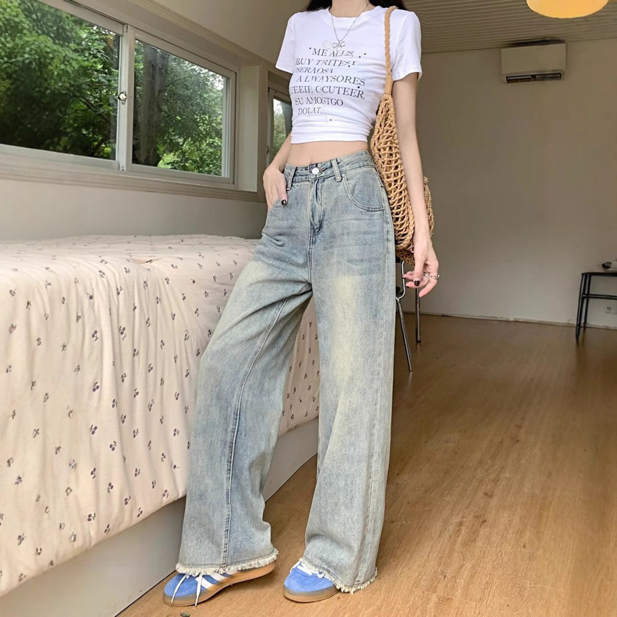 Women Relaxed Fit Light Fade Jeans