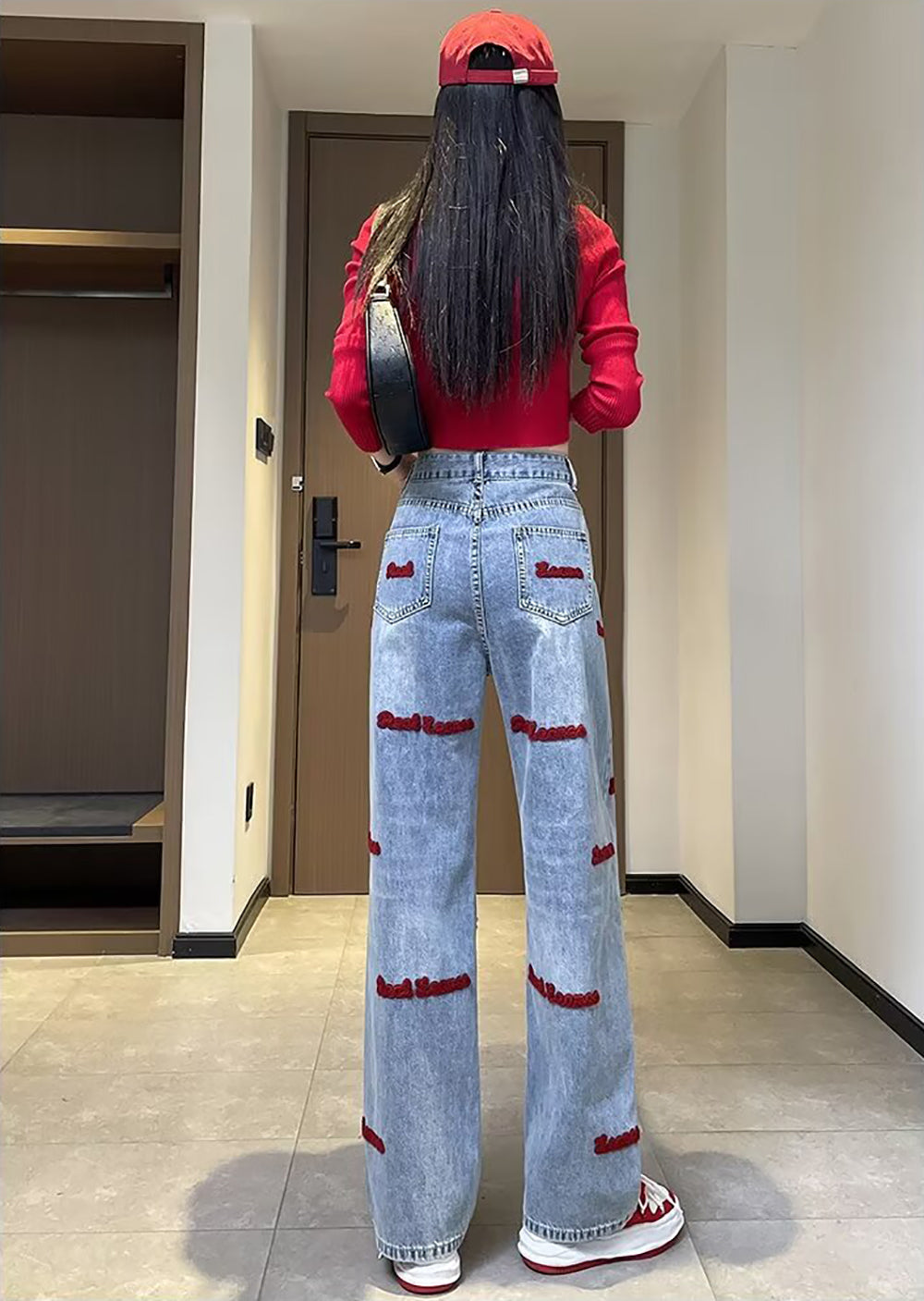 Mid-Rise Relaxed Fit Jeans