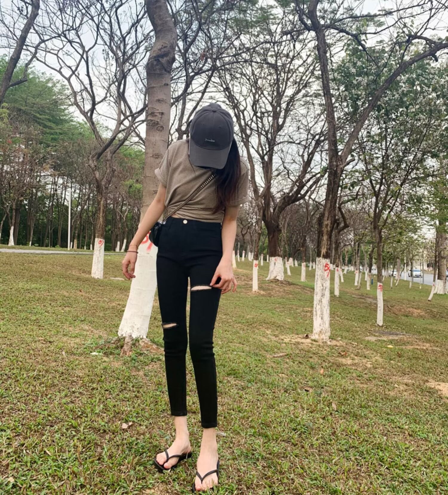 Mid-Rise Skinny Fit Jeans
