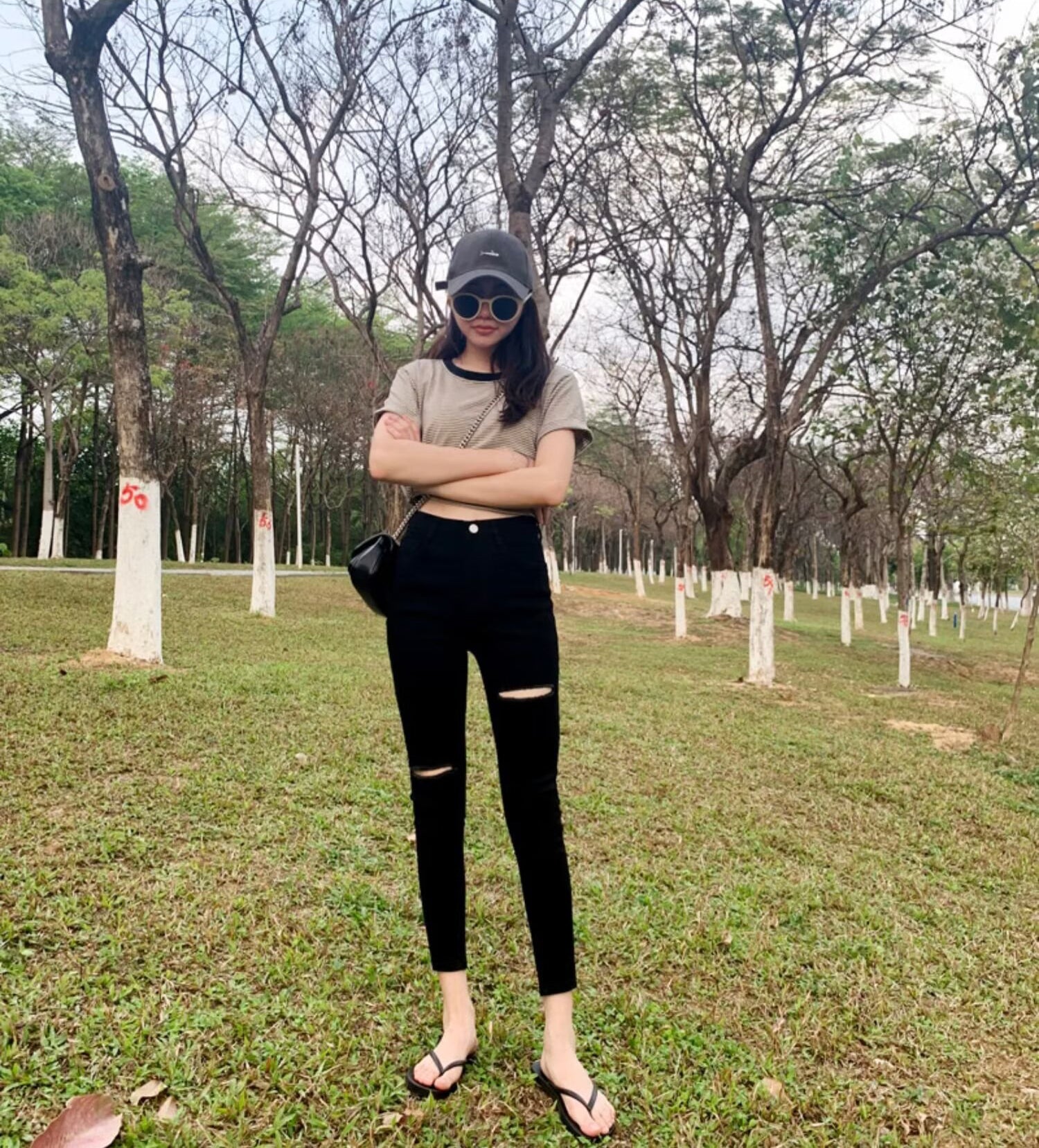 Mid-Rise Skinny Fit Jeans