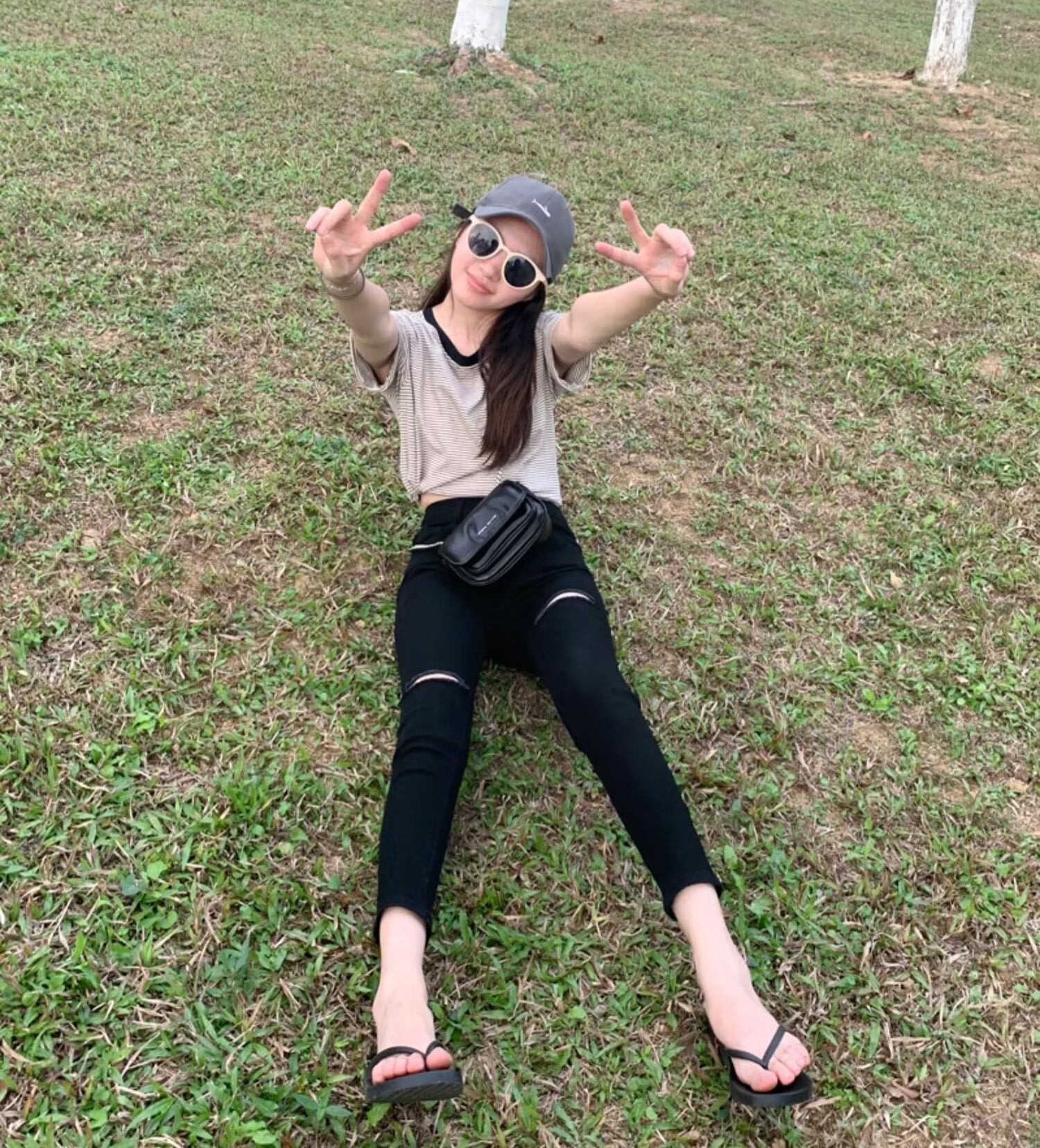 Mid-Rise Skinny Fit Jeans
