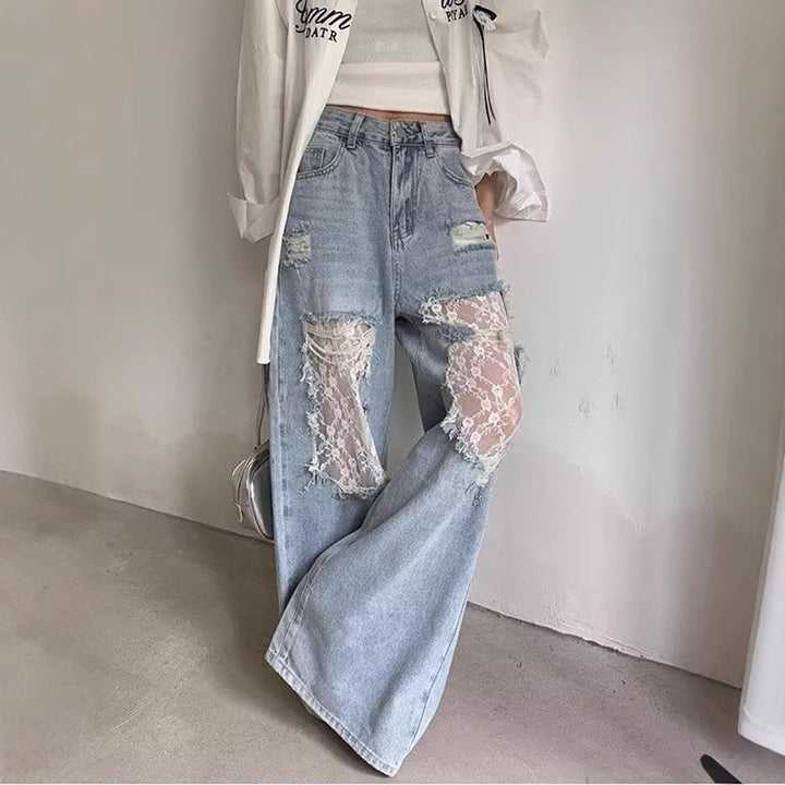 Women Boyfriend Fit Low-Rise Light Fade Applique Stretchable Jeans