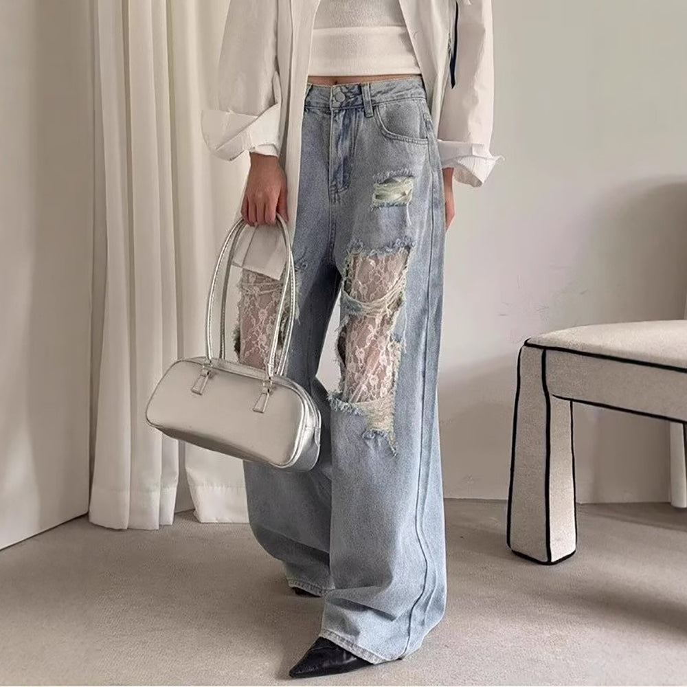 Women Boyfriend Fit Low-Rise Light Fade Applique Stretchable Jeans