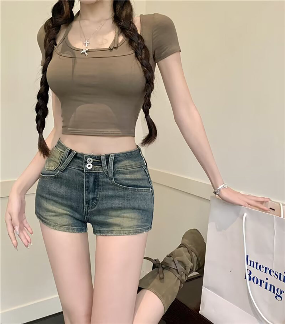 Solid Mid-Rise Regular Shorts
