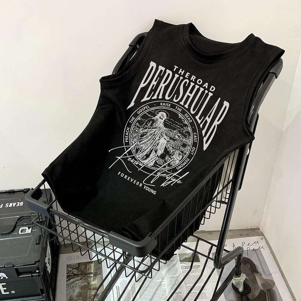 Men Graphic Printed Round Neck Regular Fit T-shirt