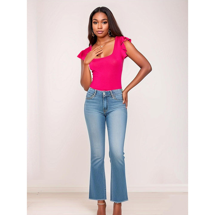 Women Solid Scoop Neck Top