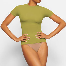 Women Round Neck Fitted Top