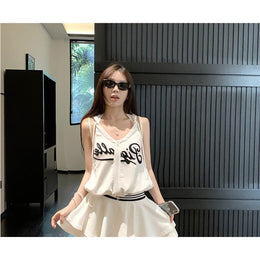 Women Printed V-Neck Crop Top