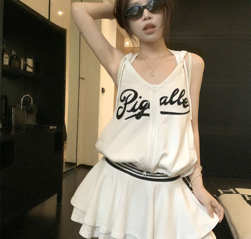 Women Printed V-Neck Crop Top