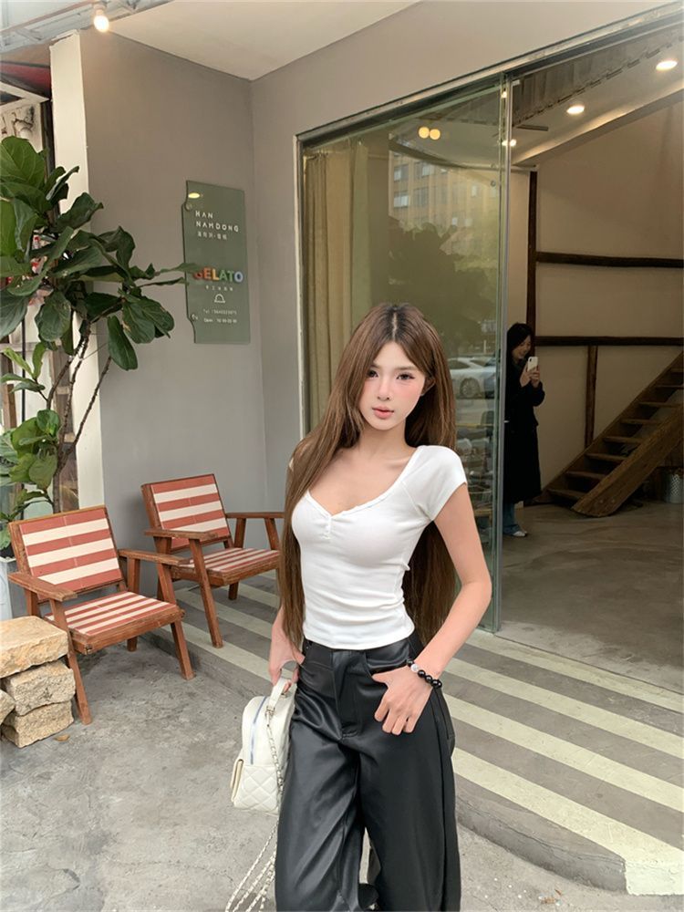 V-Neck Crop Top