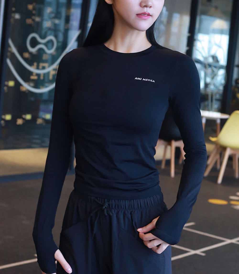 Women Solid Round Neck Top