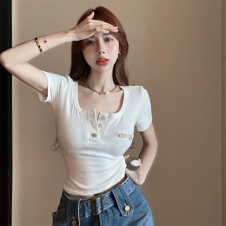 Women Scoop Neck Crop Top