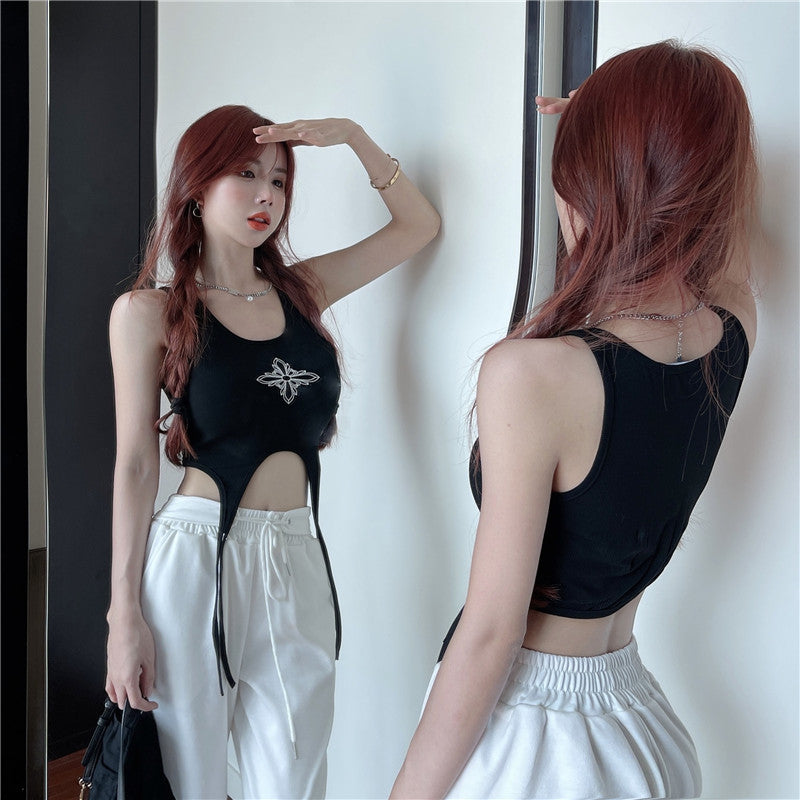 scoop neck typography Tank Crop Top