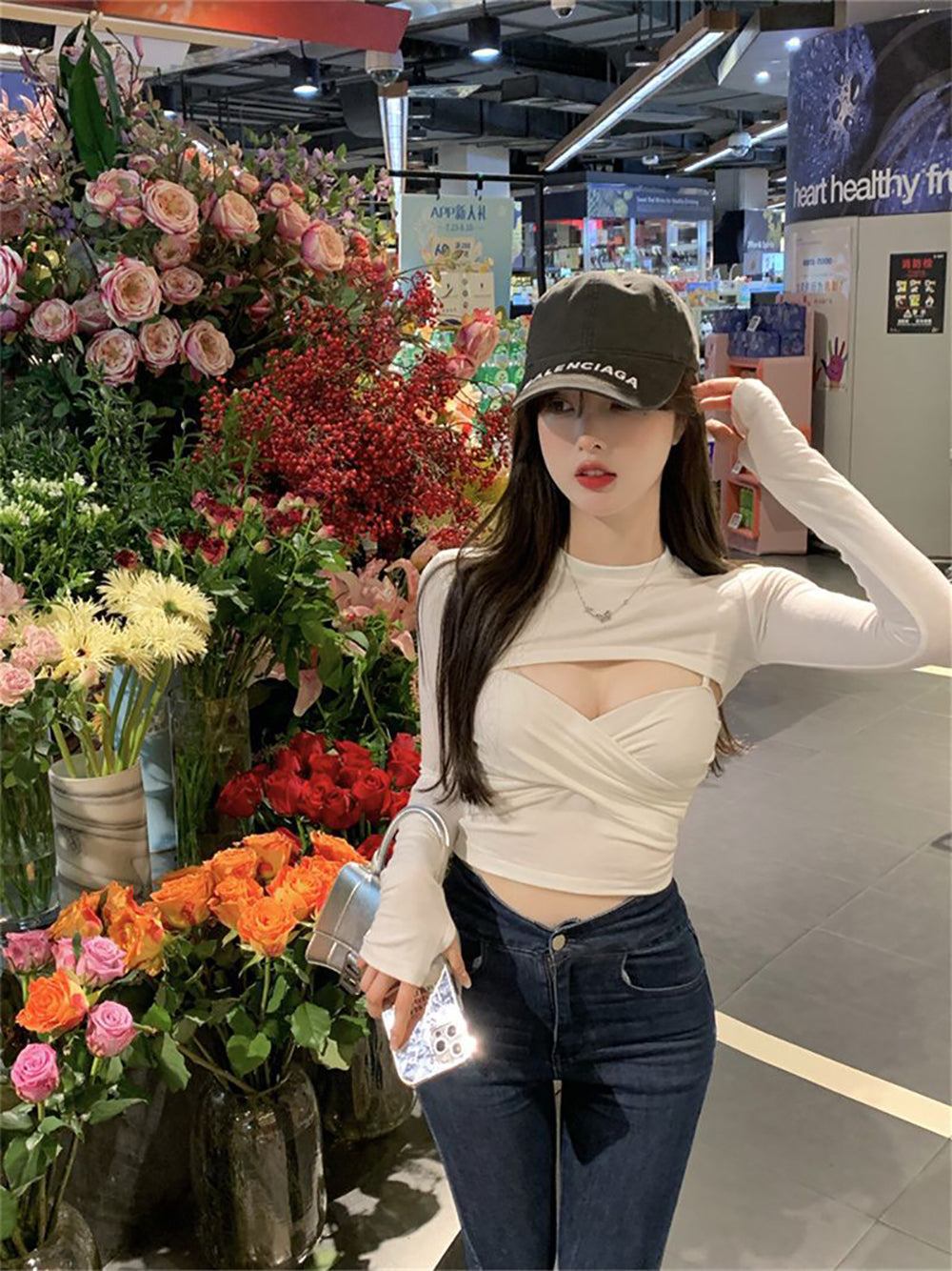 Women Extended Sleeves Fitted Top