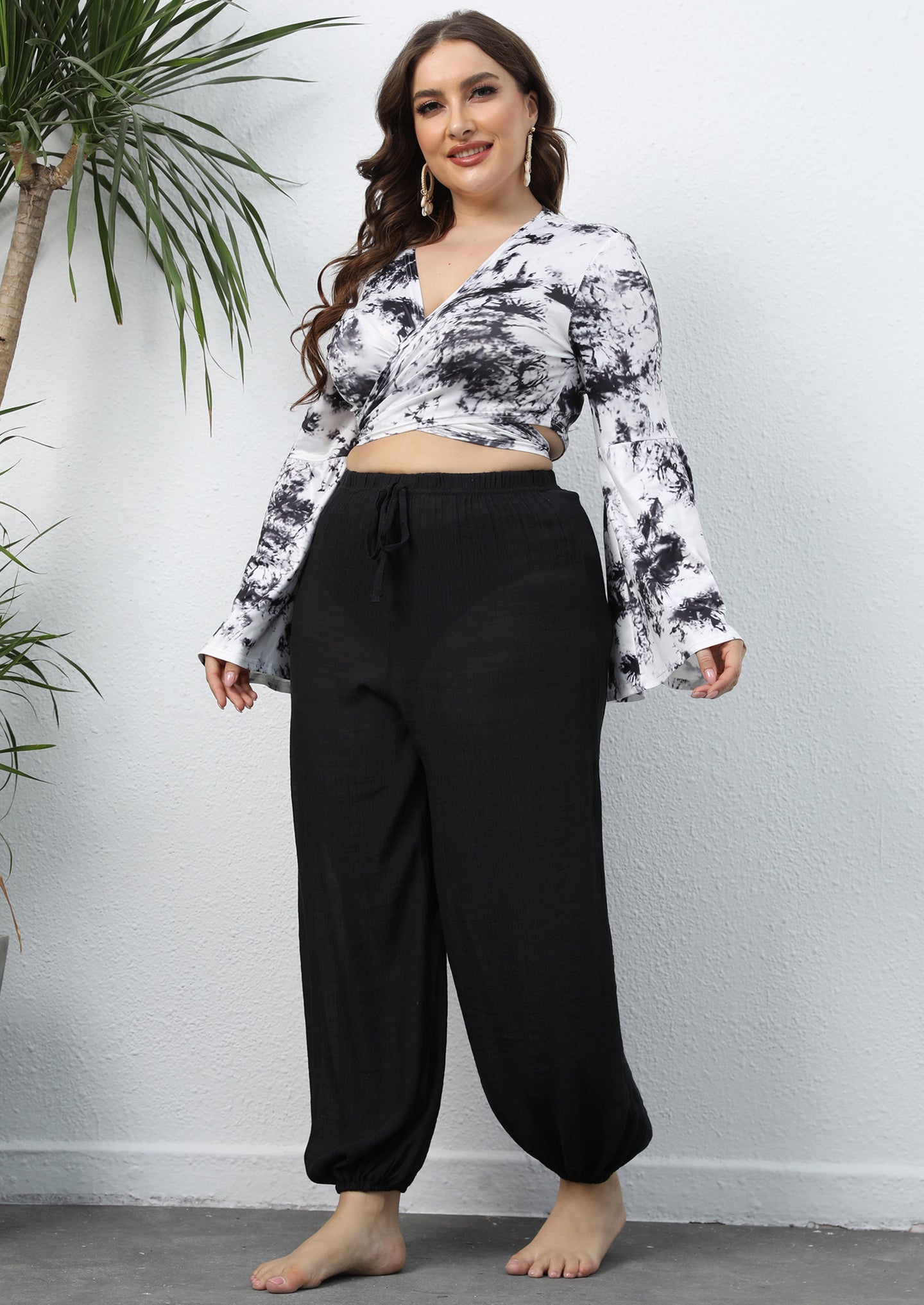 Women Loose Fit Easy Wash Pleated Trousers