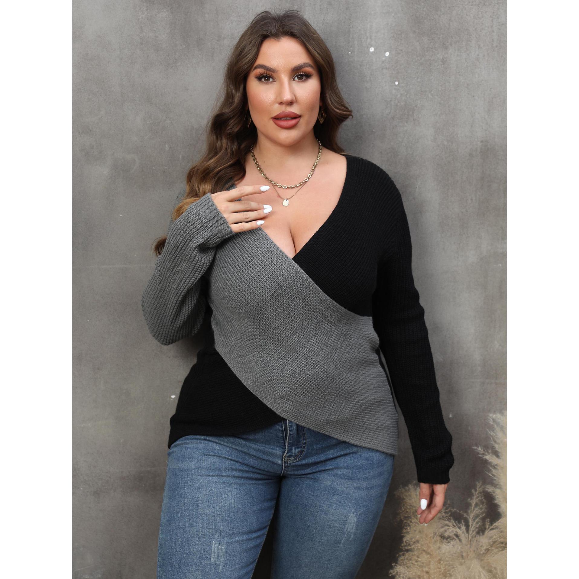 Women Colourblocked Pullover