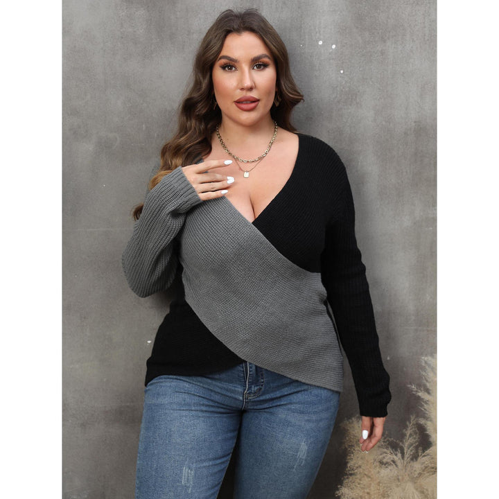Women Colourblocked Pullover