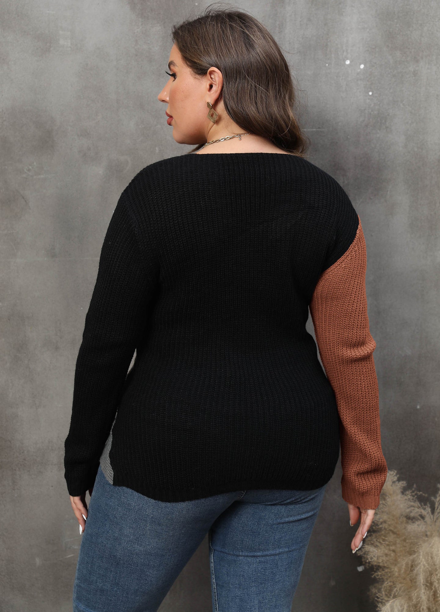 Women Colourblocked Pullover