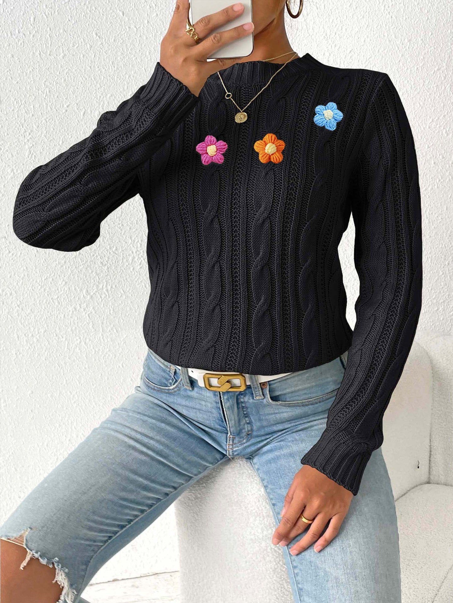 Women Pullover Sweaters with Applique Detail